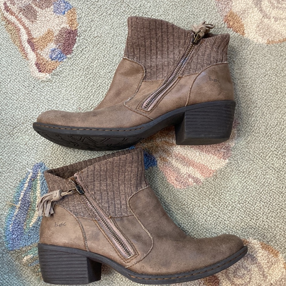 B O C ankle zippered booties